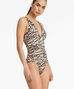 Jets Sahara Plunge One Piece Black -Seafolly Fashion Store J10869 BLK 4